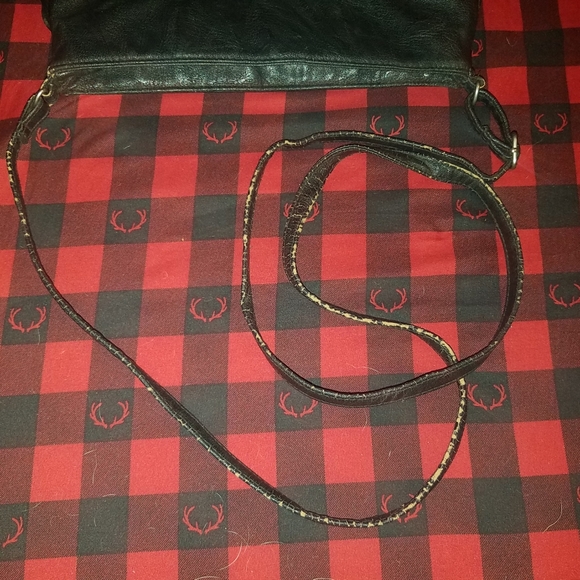 Volcom Small Black Distressed Crossbody Purse Bag - Picture 6 of 9